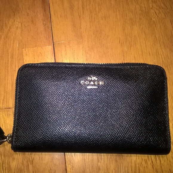 Coach Wallet - Picture 2 of 3